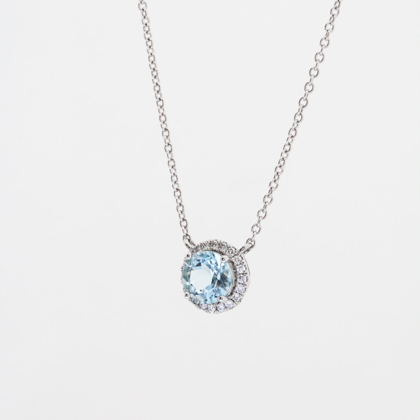 18k White Gold Aquamarine Halo Diamond Necklace-Necklaces,Patrea Jewelry,birthstone jewelry Hong Kong, Aquamarine jewelry hk, Bespoke gemstone jewelry HK, Luxury aquamarine 18k gold, 海藍寶首飾 推薦, 天然海藍寶石, 藍寶石 珠寶 香港, Jewelry HK Online, 海藍 寶 價格