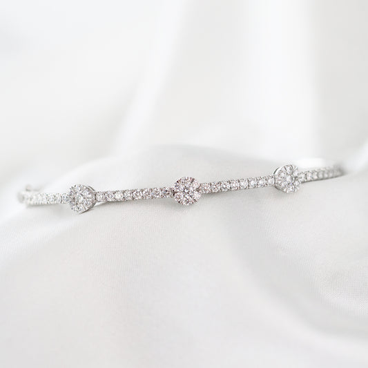 18k White Gold 0.96ct Round Diamond Bangle 18k白金三石款96份鑽石手鈪