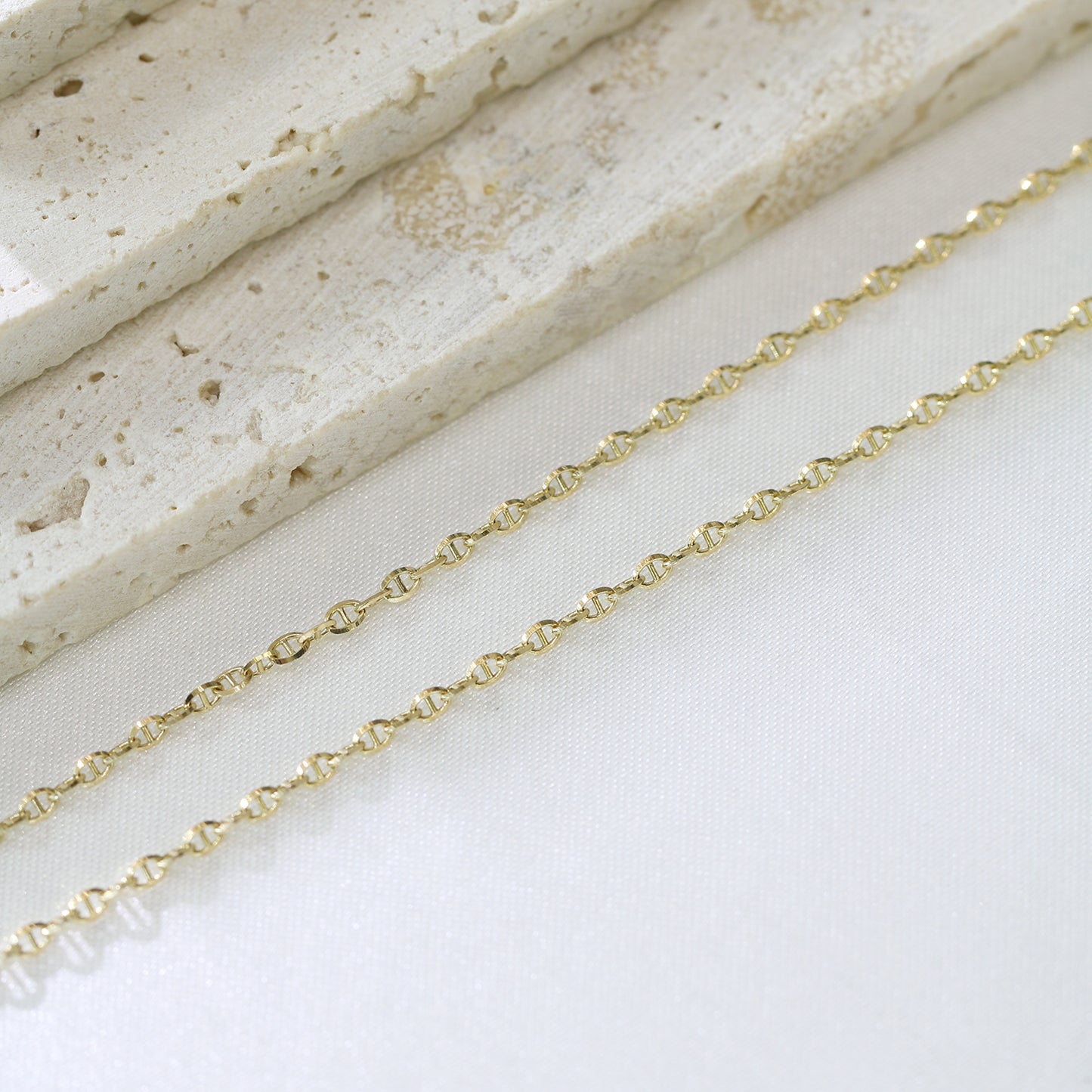18k Yellow Gold Pig Nose Necklace