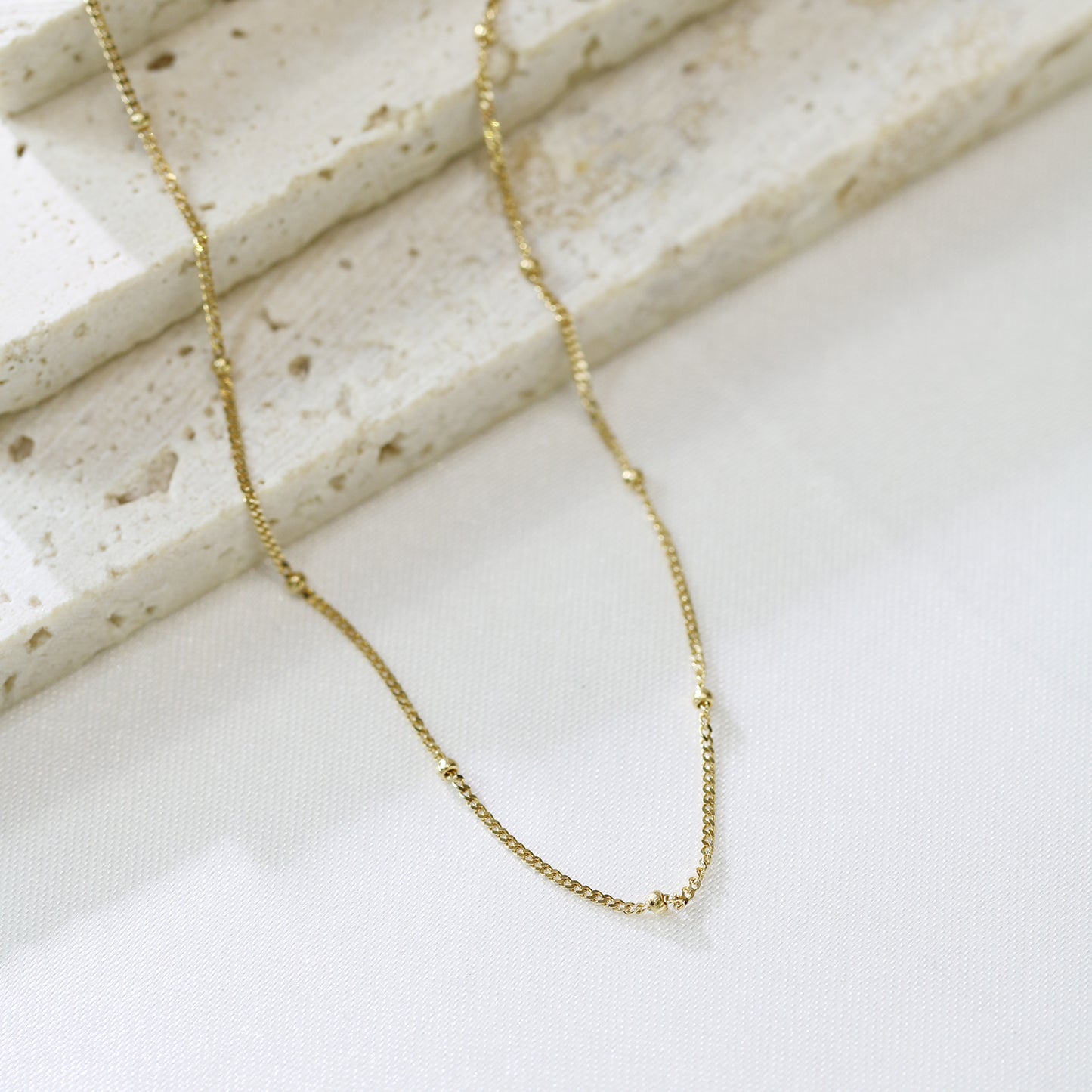 18k Yellow Gold Beaded Adjustable Necklace