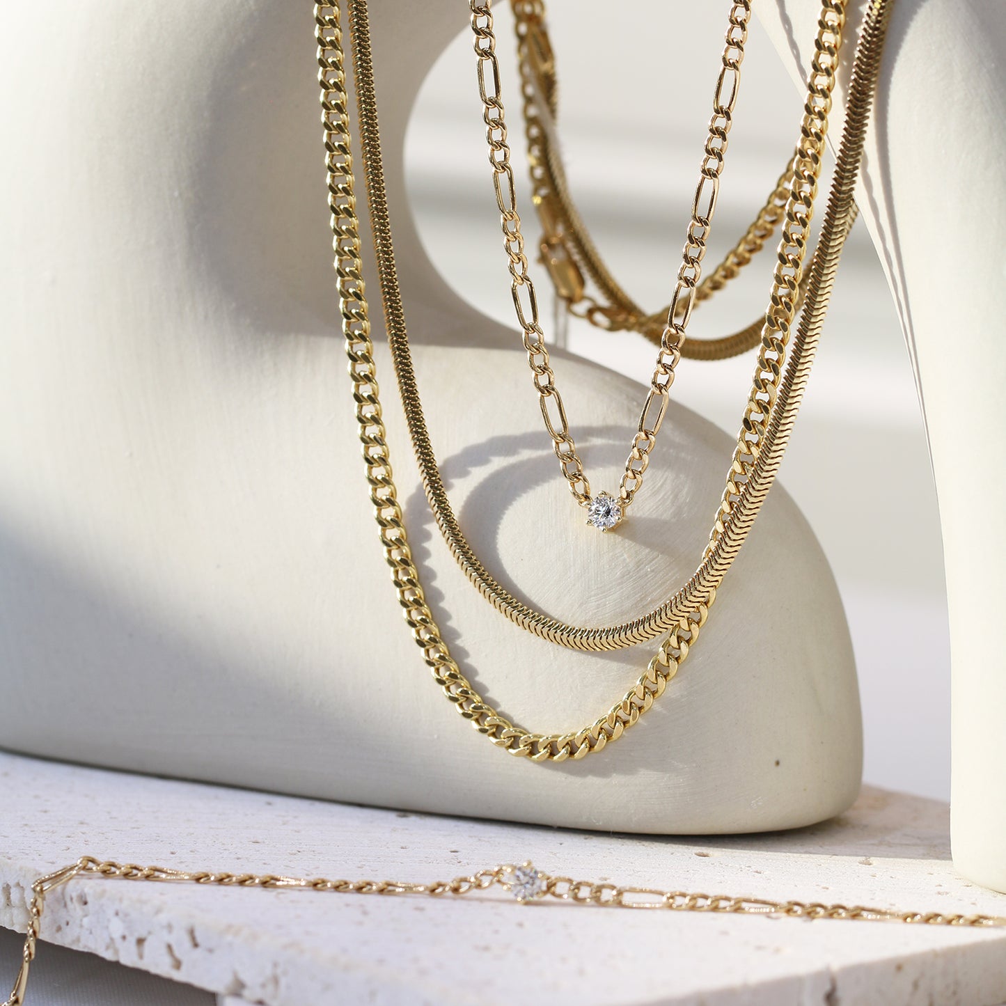 18k Yellow Gold 0.15ct Round Diamond Figaro Necklace