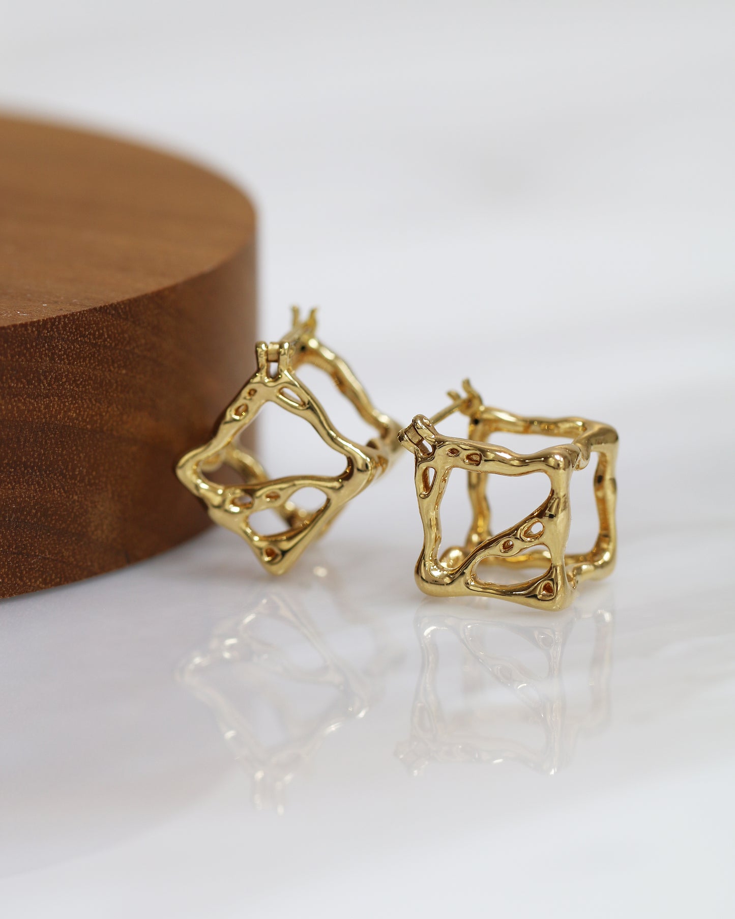 18k Yellow Gold Cube Earrings