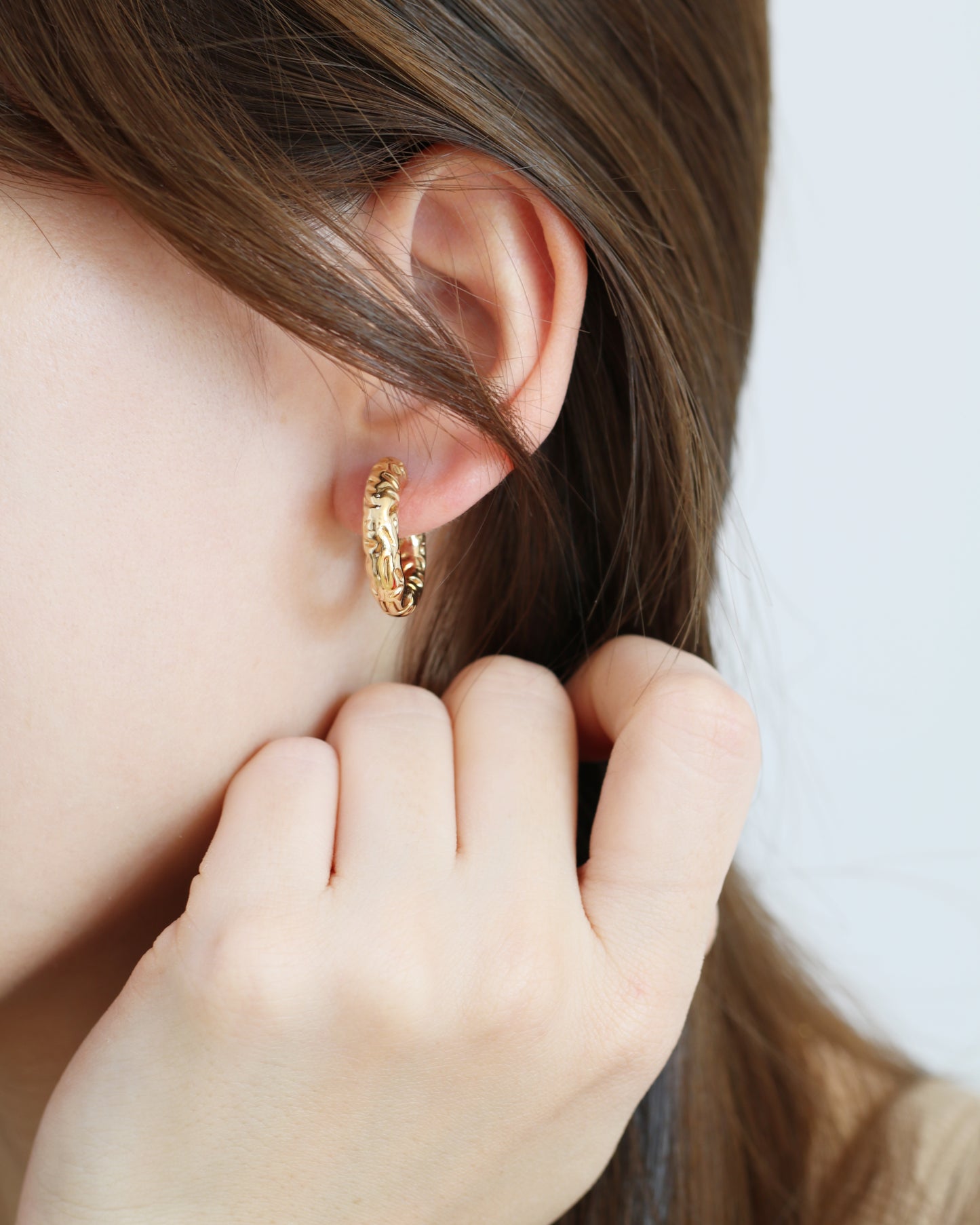 18k Yellow Gold Chubby Tube Textured Hoop Earrings