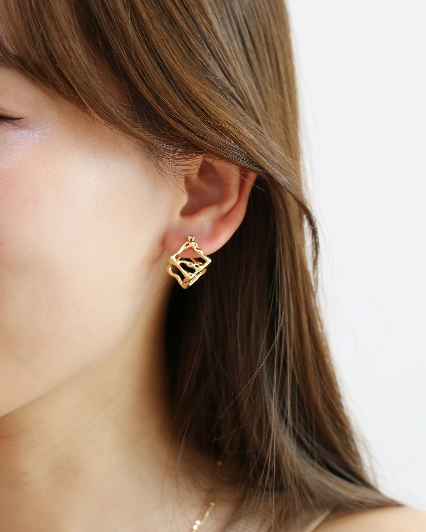 18k Yellow Gold Cube Earrings