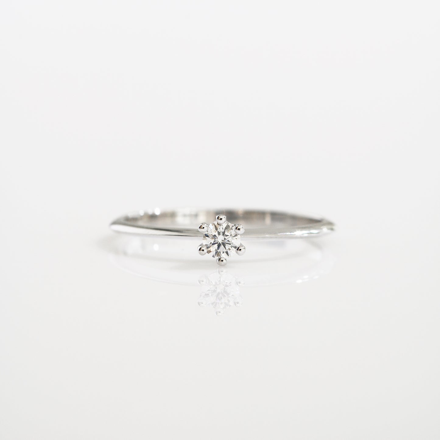 Ula 0.15ct Pear