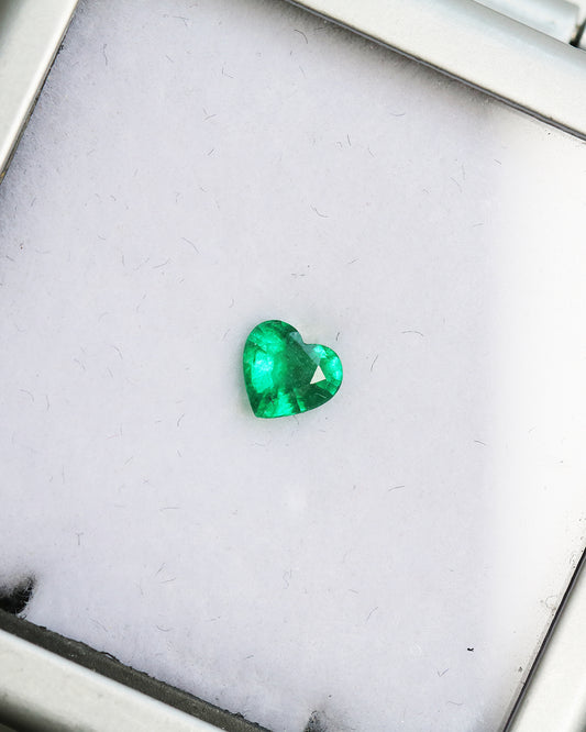 Verdant Green Emerald Heart 0.31ct with Certificate