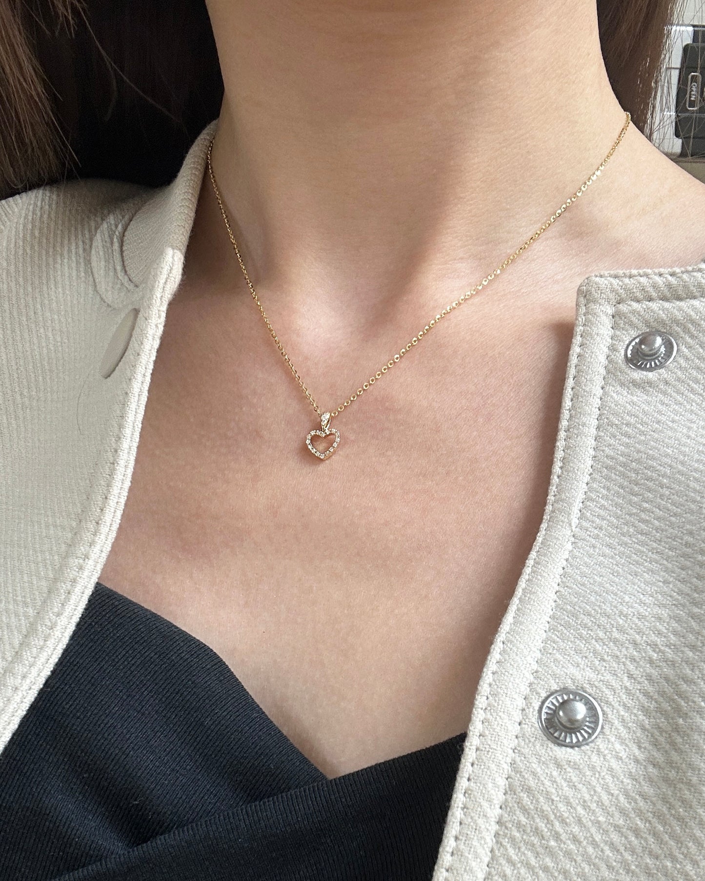 18k Gold Heart Diamond Pendant (White/Rose/Yellow Gold)