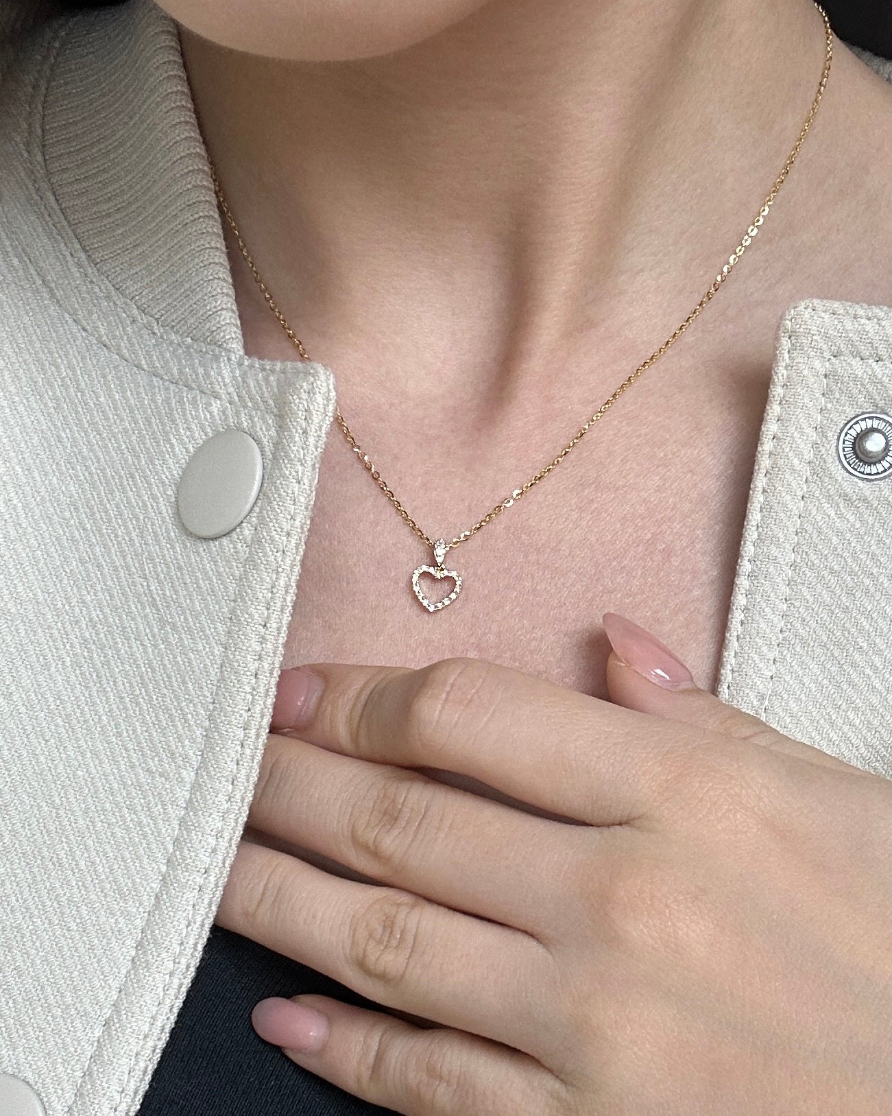 18k Gold Heart Diamond Pendant (White/Rose/Yellow Gold)