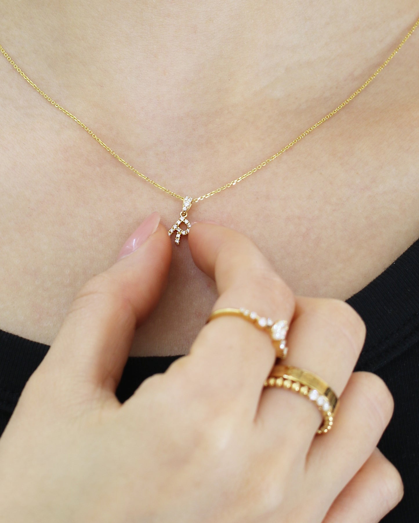 18k Gold Alphabet Initial Letter Diamond Pendant (White/Rose/Yellow Gold)