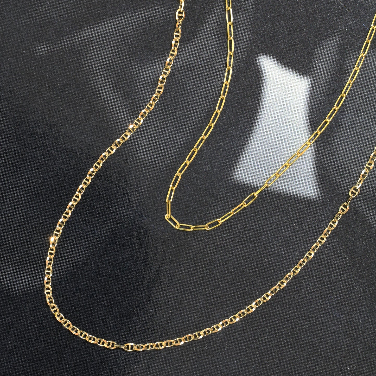 18k黃金迷你Paper Clip頸鏈 18k Yellow Gold Mini Paper Clip Chain Necklace