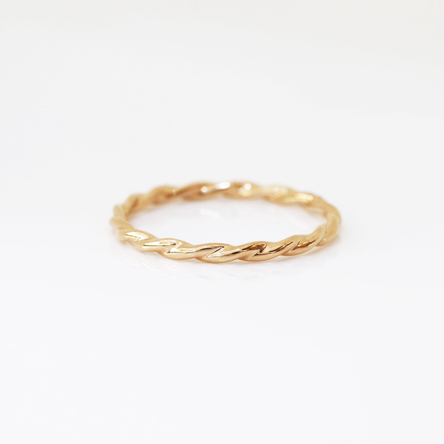 玫瑰金麻花扭紋鑽石戒指 Rose Gold Twisted Diamond Ring