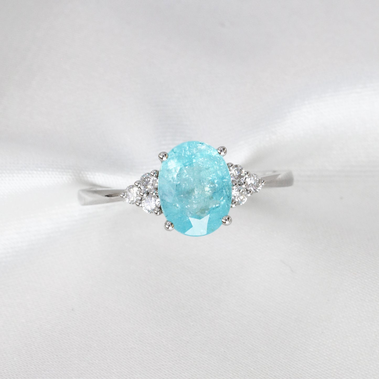1.50卡鵝蛋形帕拉伊巴鑽石介指 18k White Gold 1.50ct Paraiba Ring
