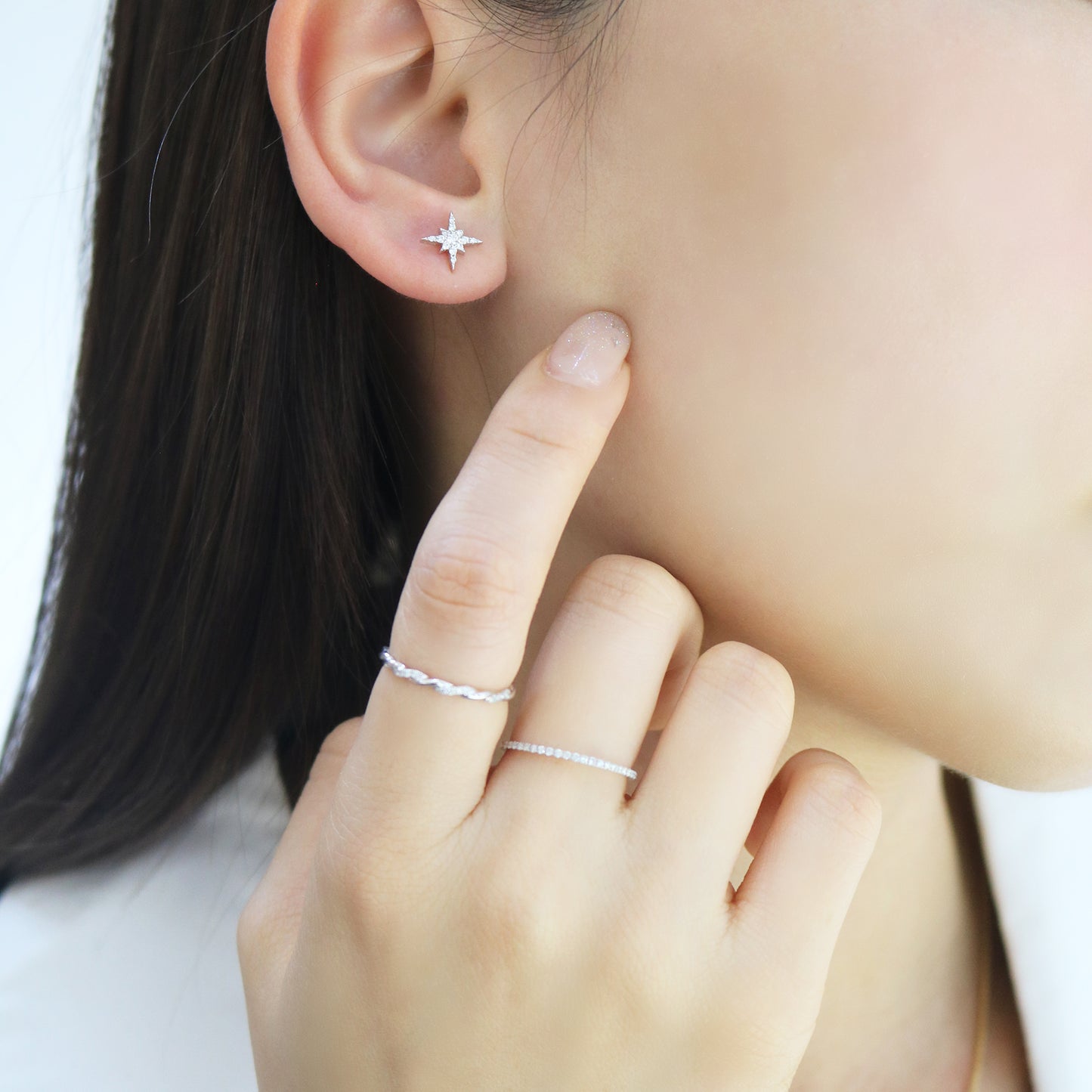18k White Gold Meteorites Diamond Earrings 18k白金星芒鑽石耳環