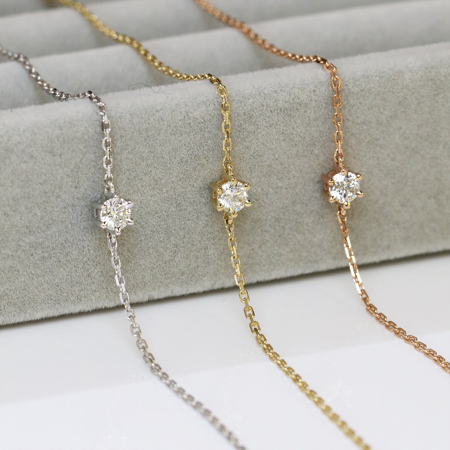 18k Gold 0.15ct Round Diamond Bracelet 18k白金單鑽15份鑽石手鍊