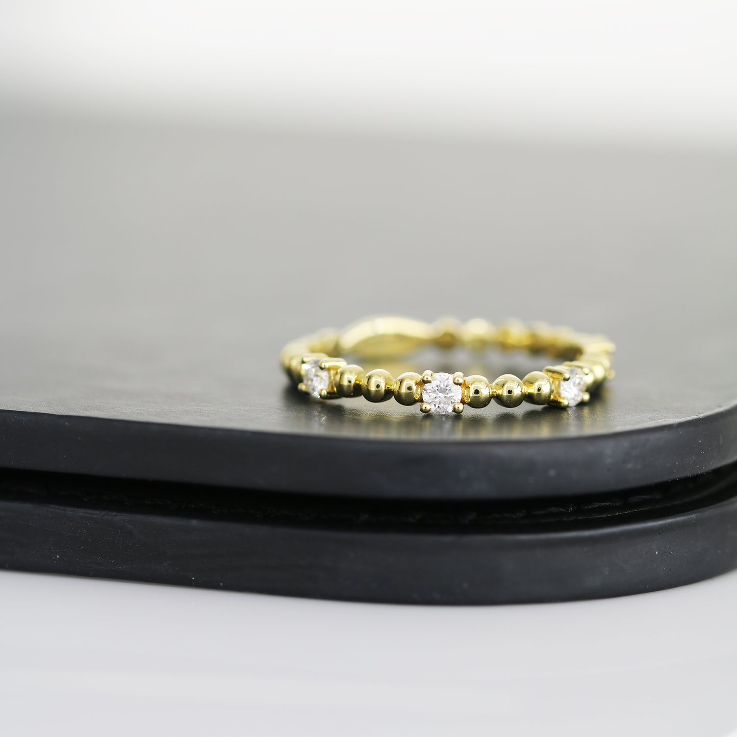 18k黃金珠邊鑽石戒指 18k Yellow Gold Beaded Diamond Ring