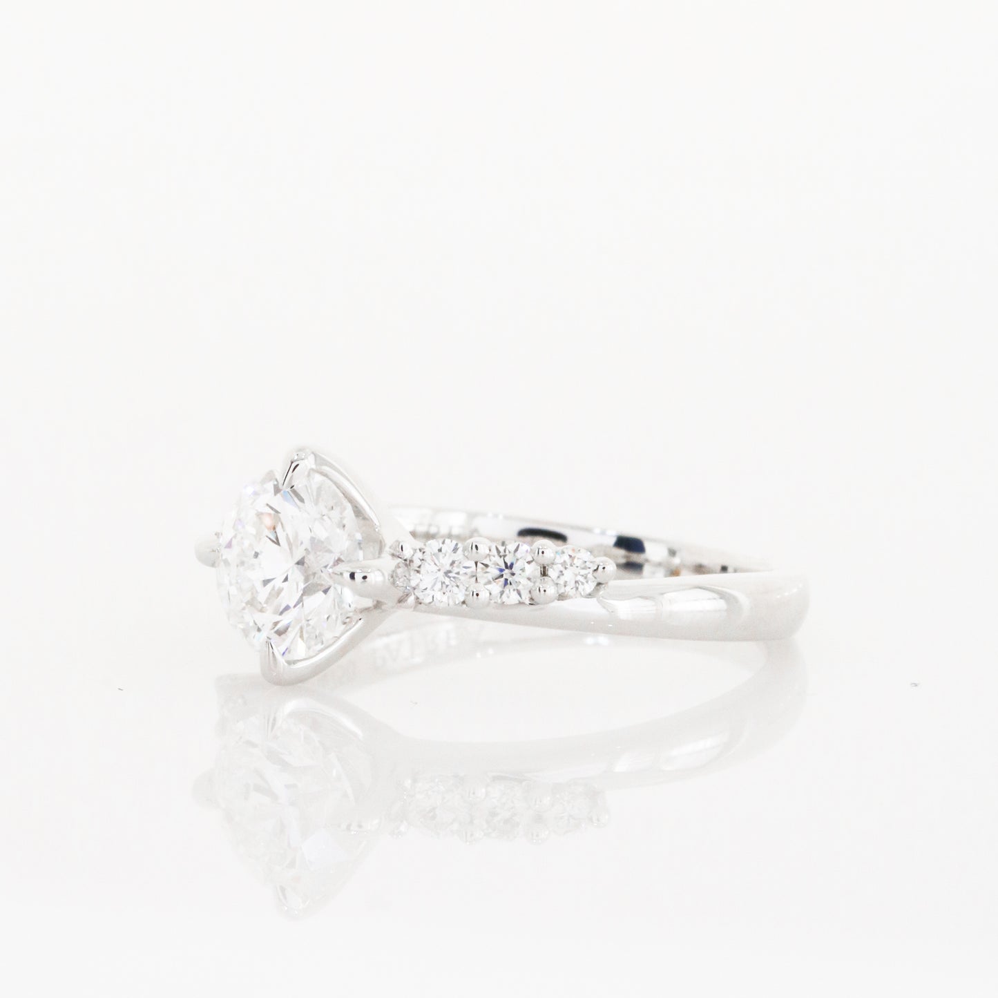 Daphne Vintage 18k White Gold 4-Prong Engagement Ring Setting 18k白金四爪復古求婚鑽石戒指款式
