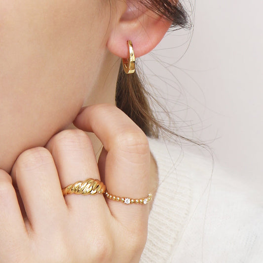 18k黃金珠邊鑽石戒指 18k Yellow Gold Beaded Diamond Ring