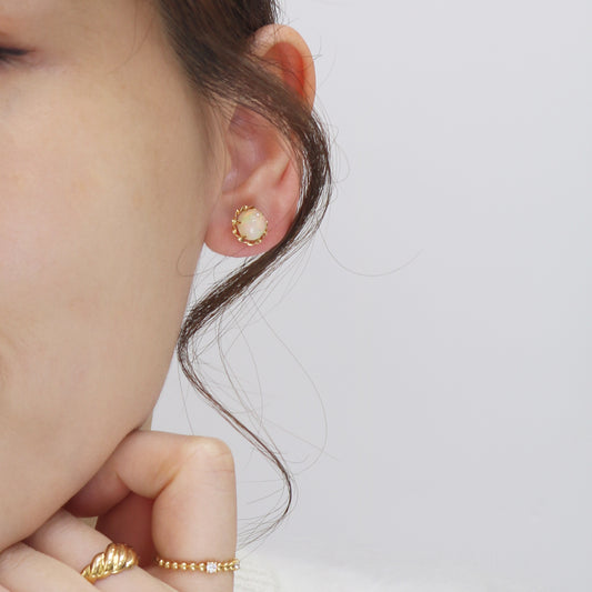 18k Yellow Gold Opal Earrings, Pair