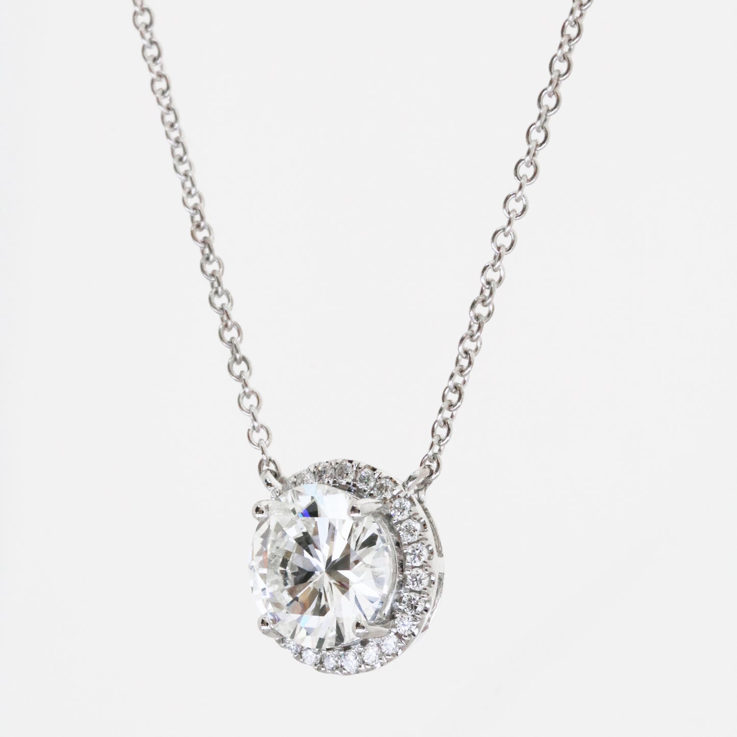 18k White Gold Halo GIA Diamond Necklace
