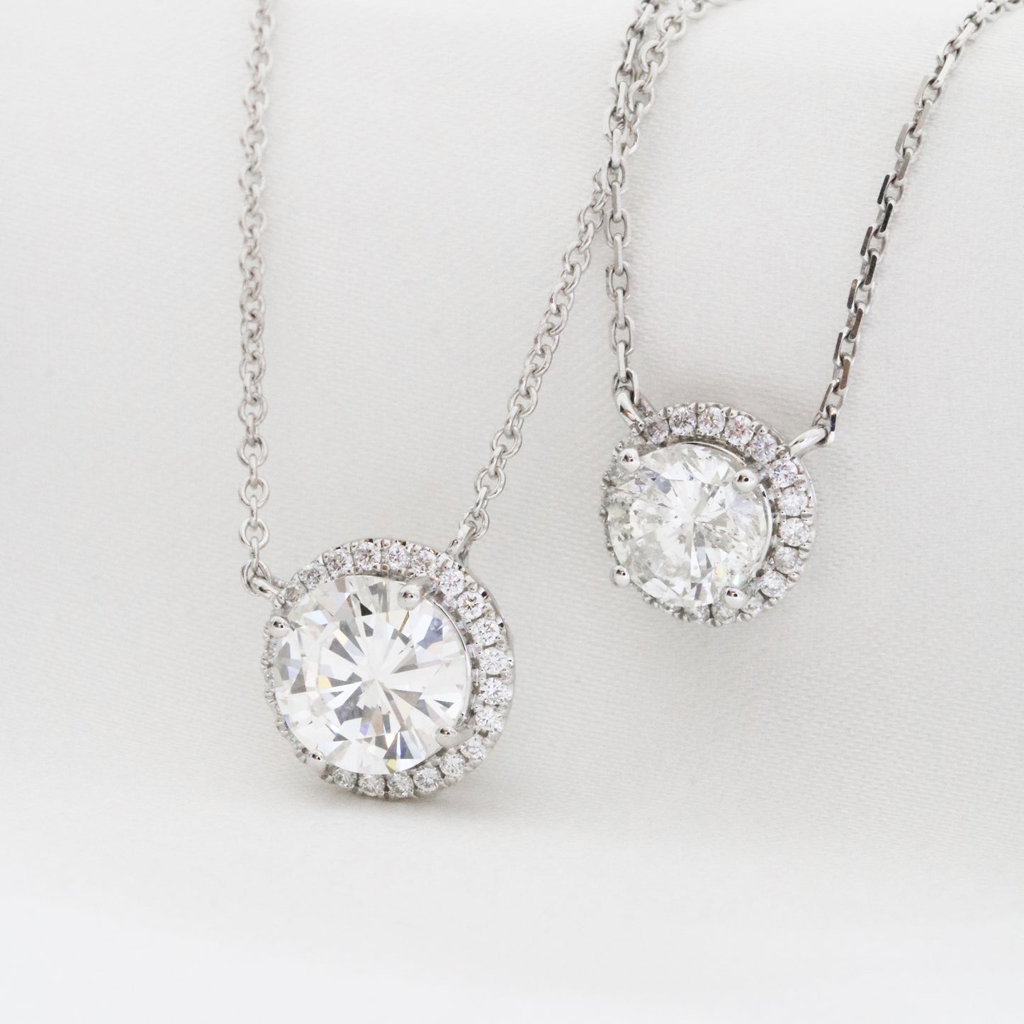 18k White Gold Halo GIA Diamond Necklace