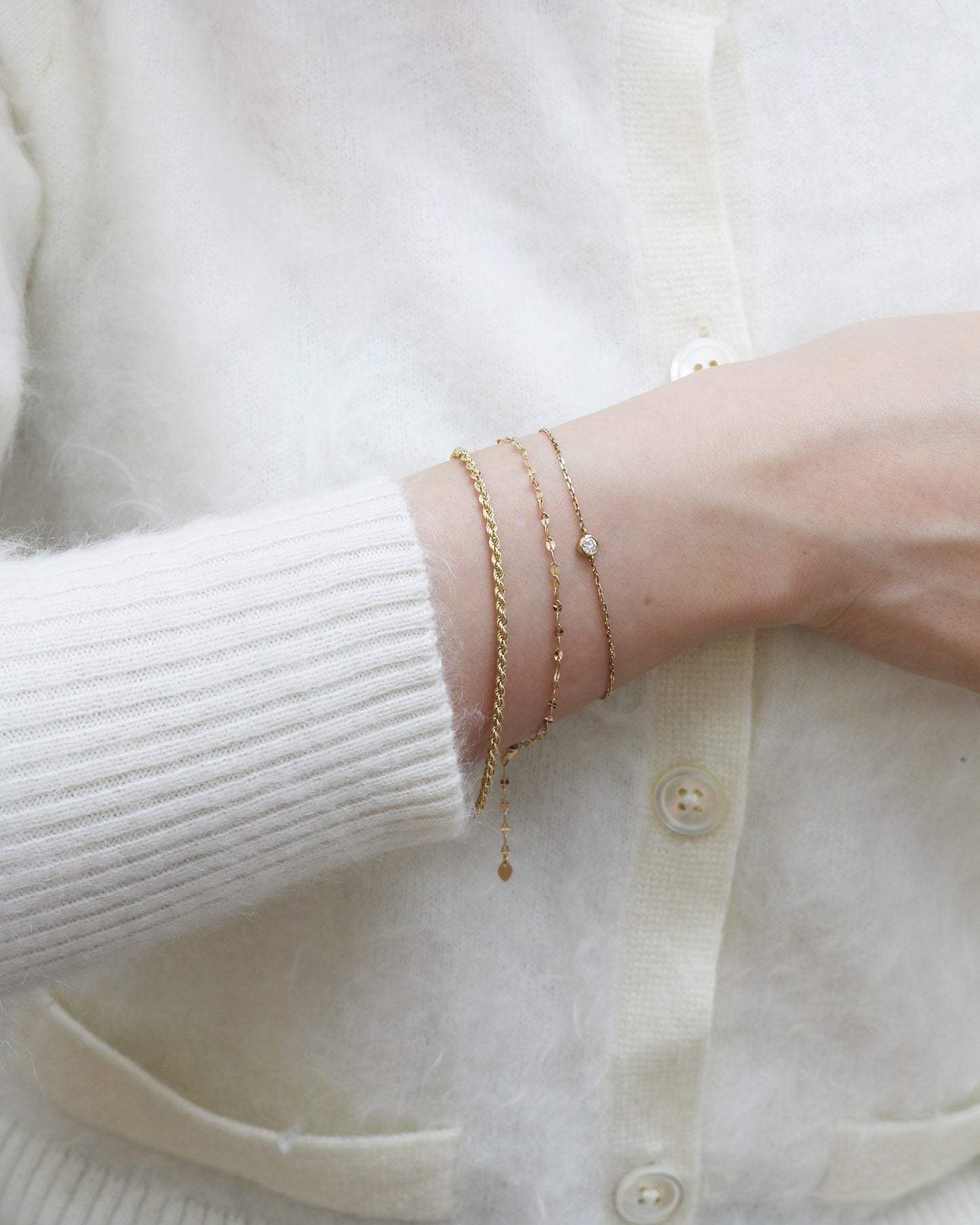 18k Yellow Gold Lip Chain Adjustable Bracelet