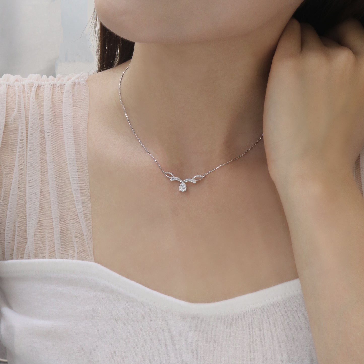 18k白金天使羽翼鑽石頸鍊 18k White Gold Angel Wings Diamond Necklace