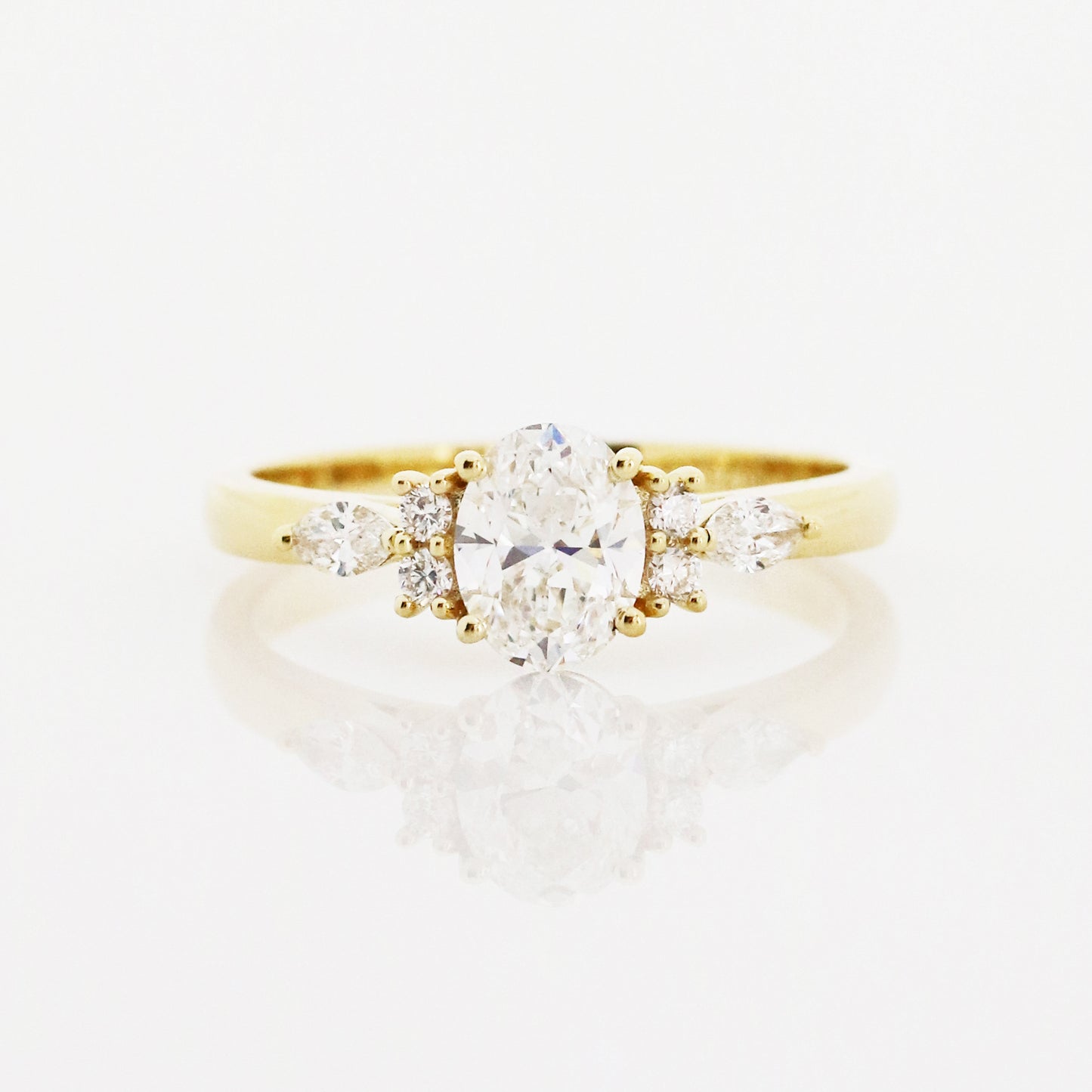 Euphorbia Vintage 18k Yellow Gold 4-Prong Oval Diamond Engagement Ring Setting 18k黃金四爪復古求婚鑽石戒指款式
