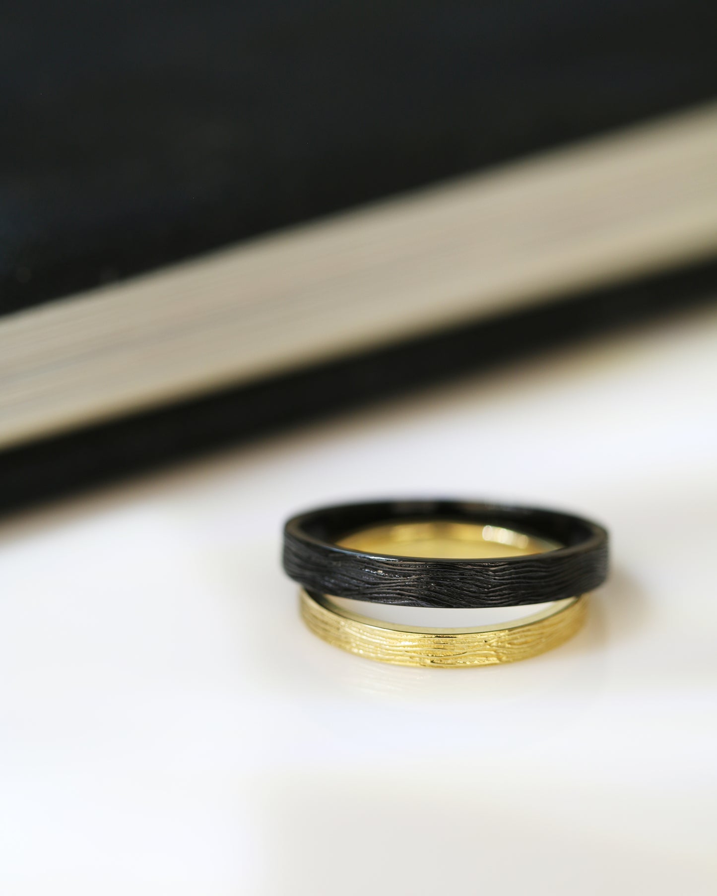 18k黑金配黃金樹紋戒指 Tree Pattern RIng