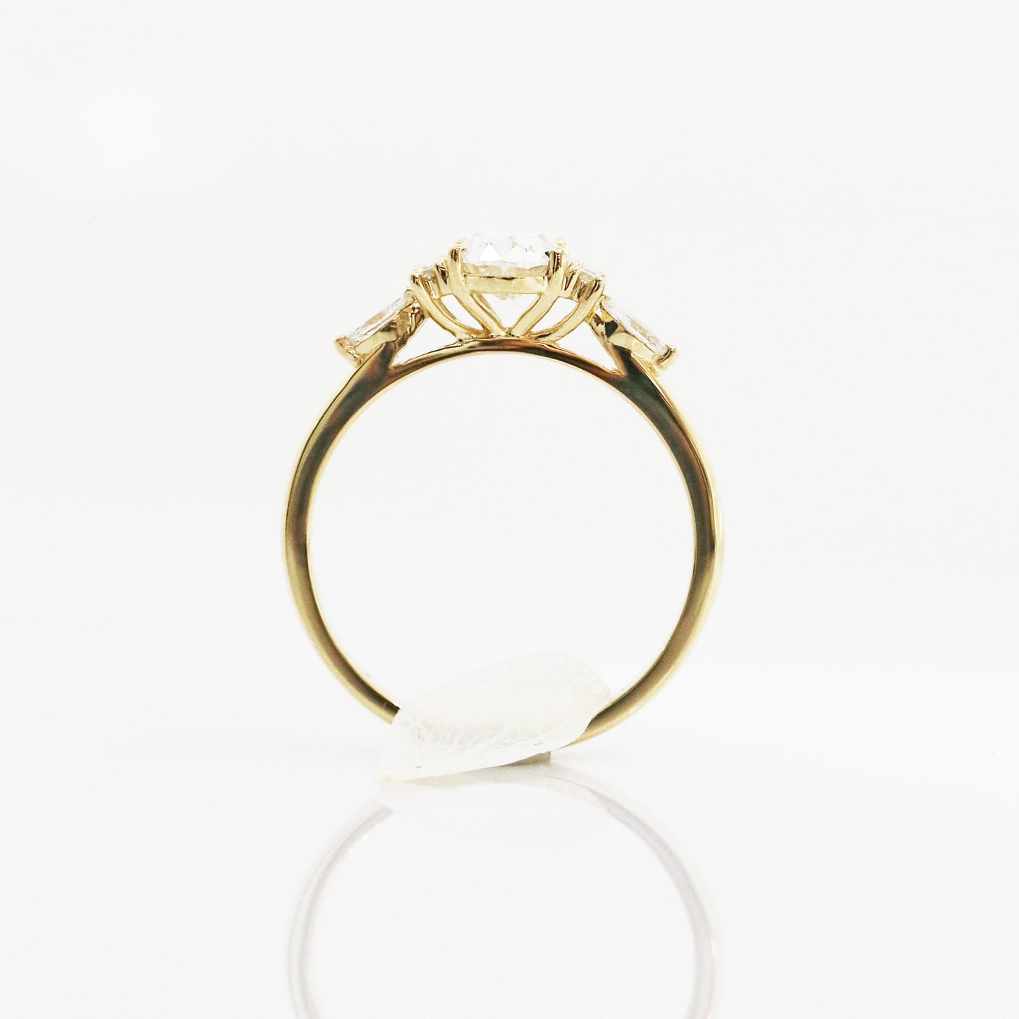 Euphorbia Vintage 18k Yellow Gold 4-Prong Oval Diamond Engagement Ring Setting 18k黃金四爪復古求婚鑽石戒指款式