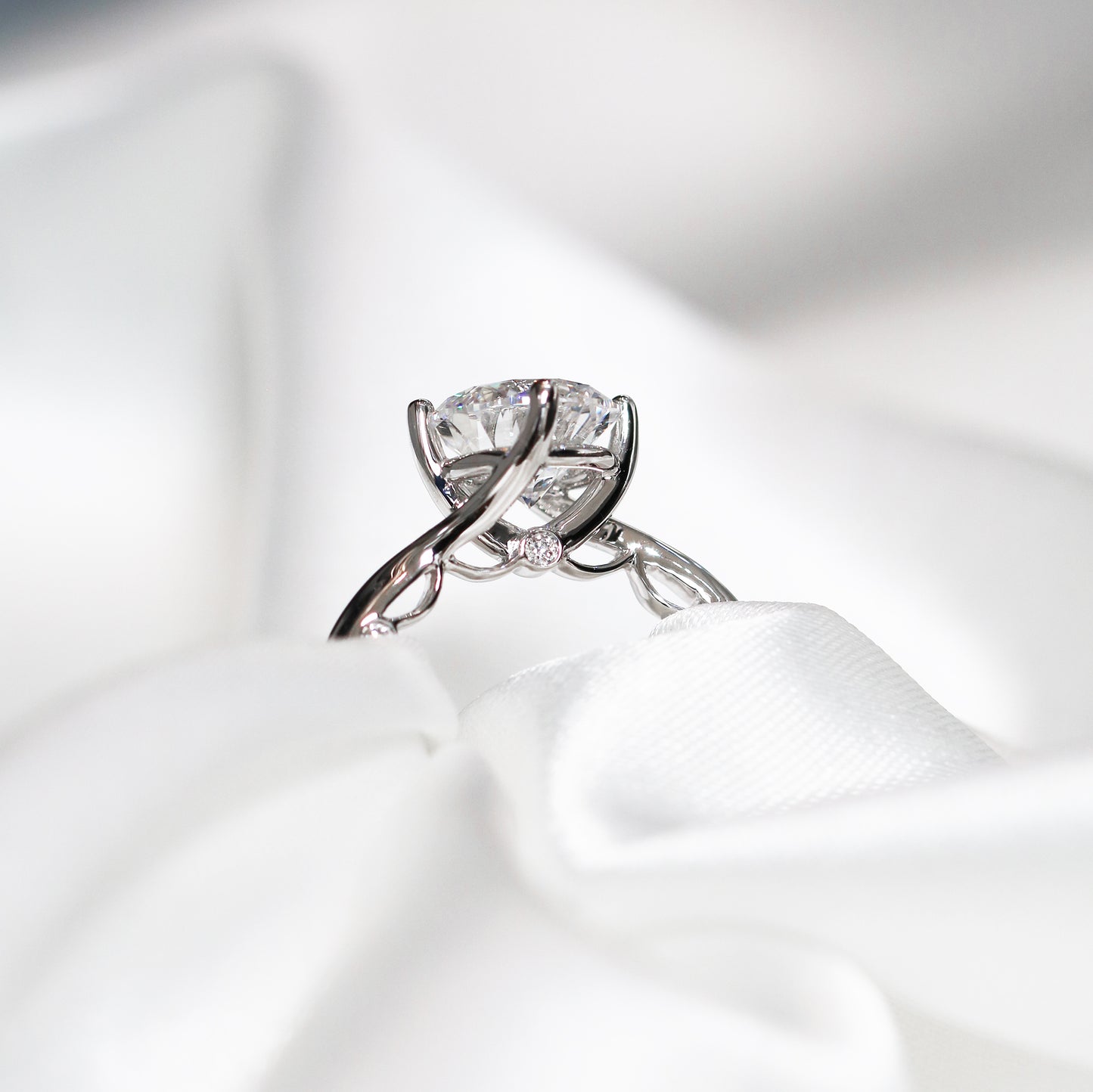 Forsythia Vintage 18k White Gold 4-Prong Diamond Engagement Ring Setting 18k白金四爪通花線條蕾絲花紋求婚鑽石戒指款式