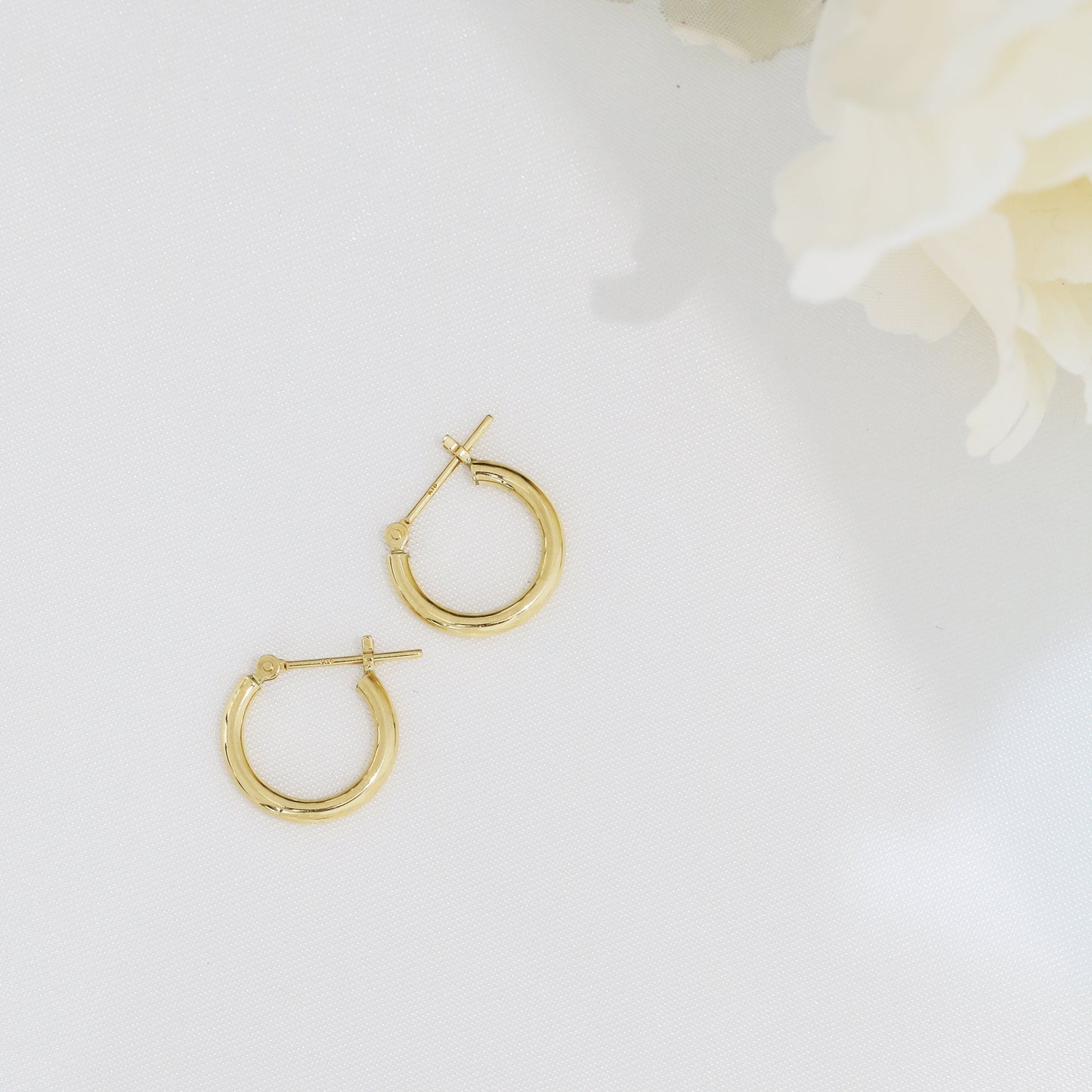 18k Yellow Gold 7-7.5mm Akoya Pearl 2-way Huggie/Hoop Earrings, Pair