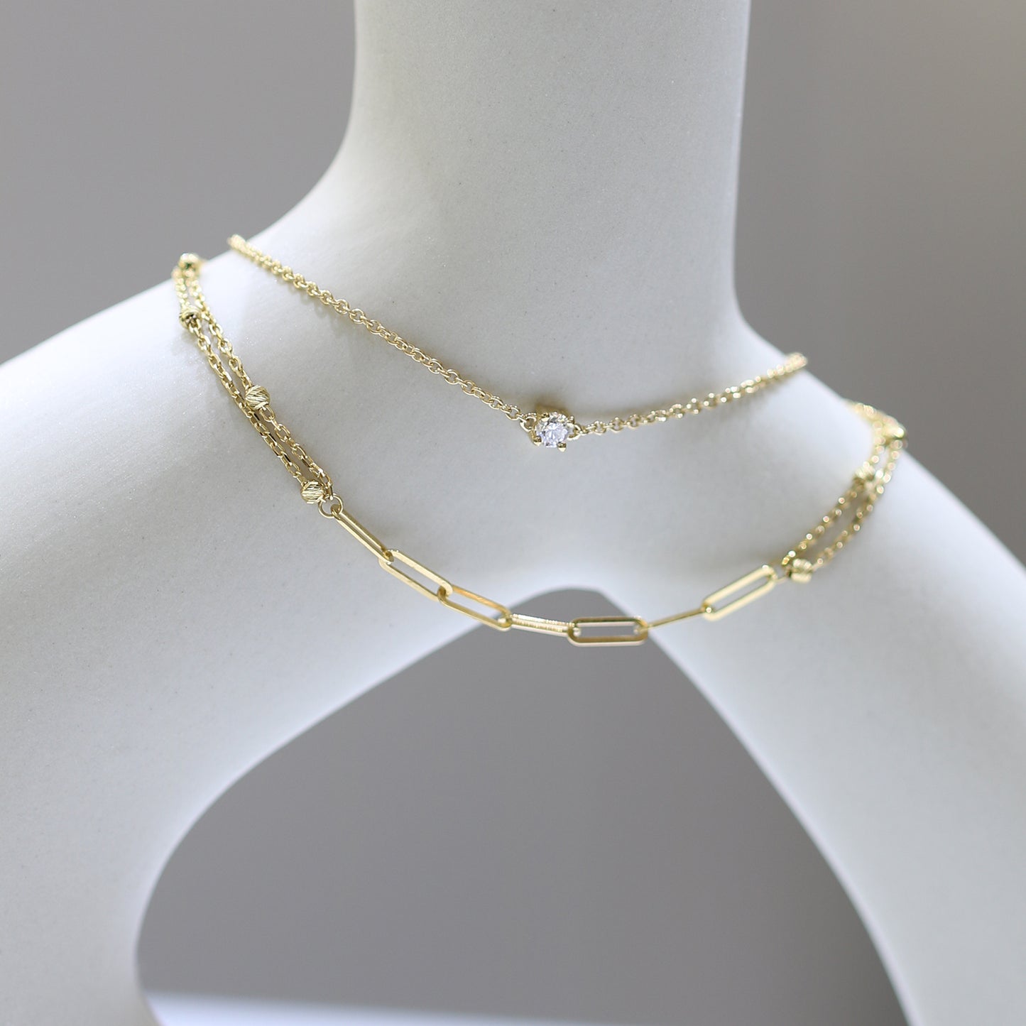 Solitaire 0.10ct/0.15ct Round Diamond Bracelet (White/Rose/Yellow Gold)