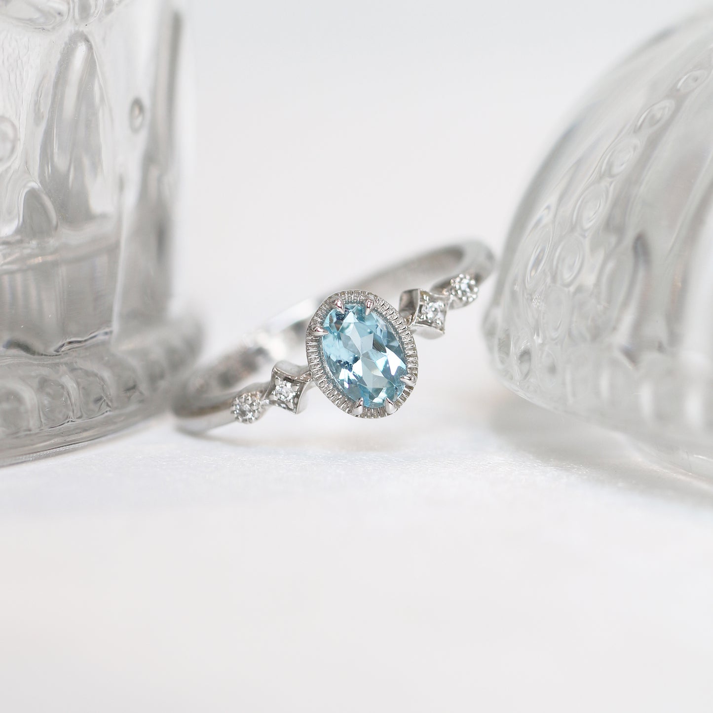 Judith Aquamarine-Rings,Patrea Jewelry,birthstone jewelry Hong Kong, Aquamarine jewelry hk, Bespoke gemstone jewelry HK, Luxury aquamarine 18k gold, 海藍寶首飾 推薦, 天然海藍寶石, 藍寶石 珠寶 香港, Jewelry HK Online, 海藍 寶 價格