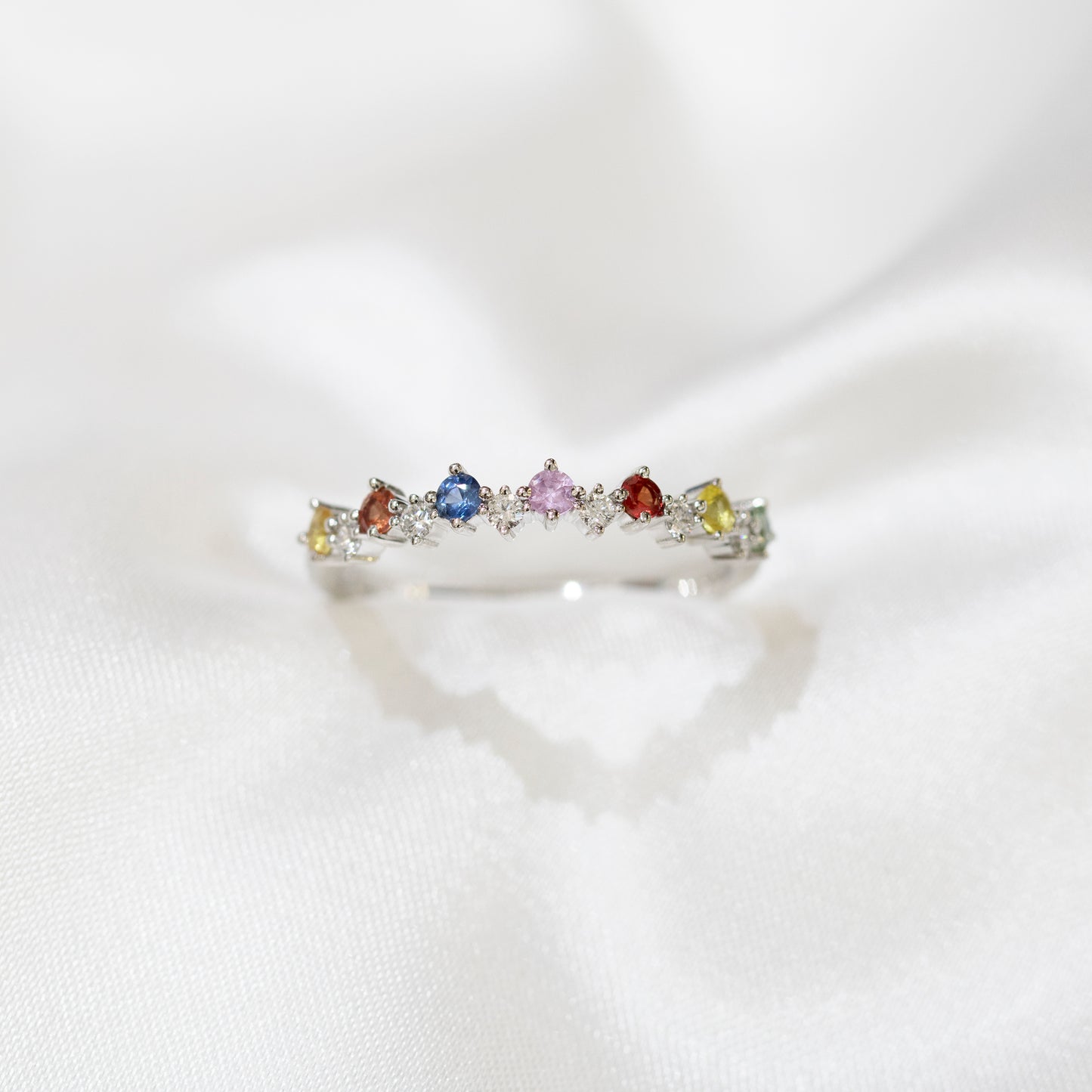 18k白金彩虹藍寶石鑽石戒指 18k White Gold Diamond & Color Sapphire Ring
