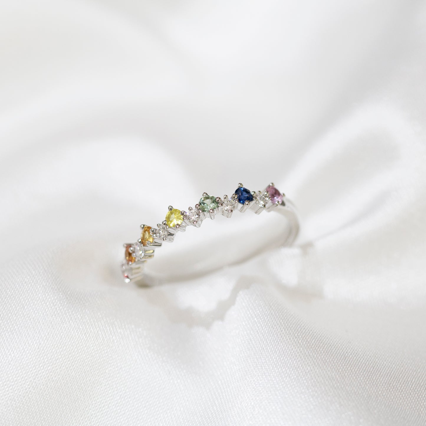 18k白金彩虹藍寶石鑽石戒指 18k White Gold Diamond & Color Sapphire Ring