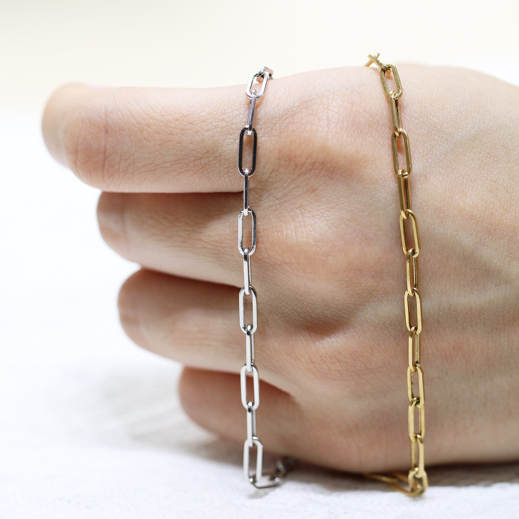 18k Gold Circle Paper Clip Chain Necklace 18k金意大利萬字夾十字頸鍊