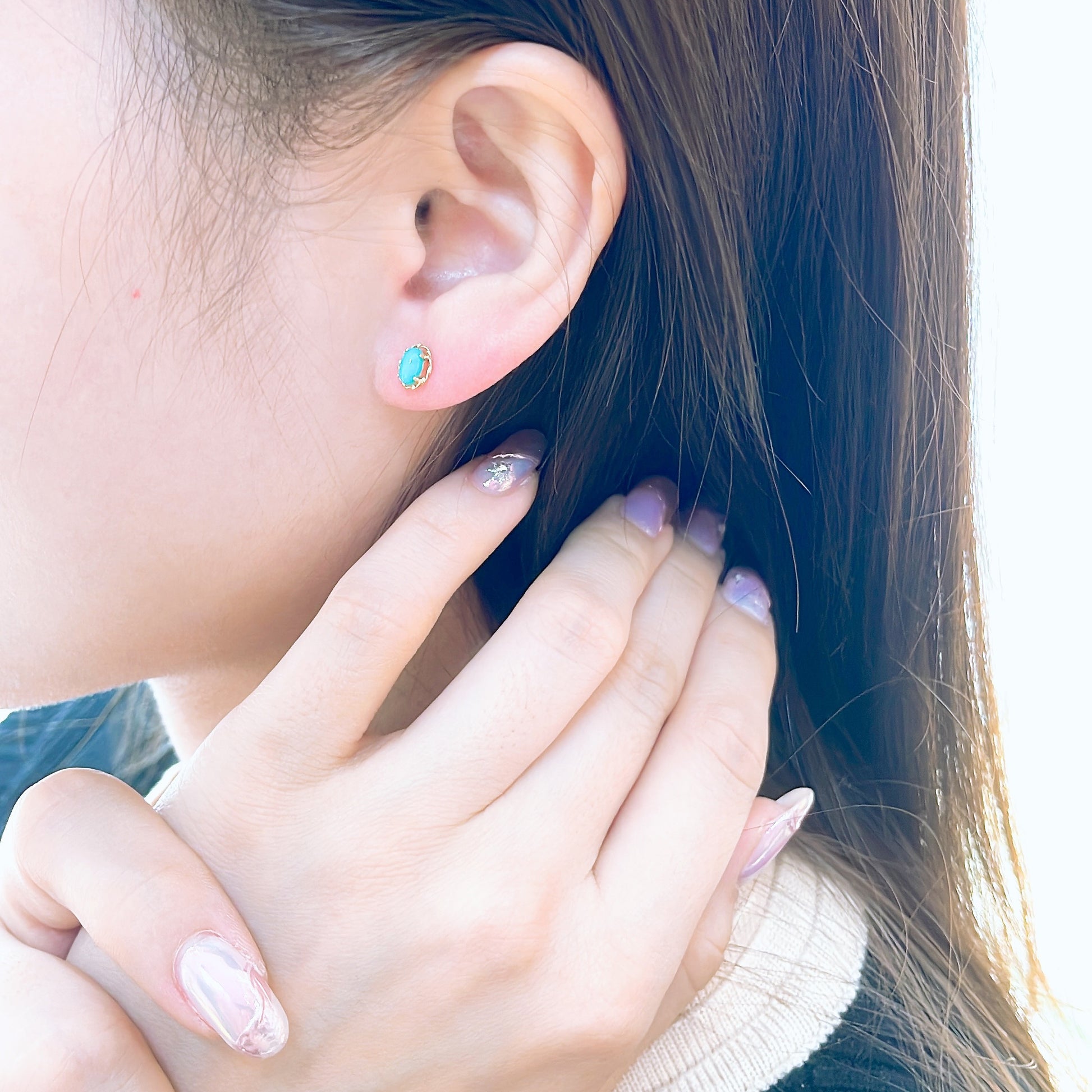 18k Yellow Gold Mini Turquoise Earrings 18k黃金綠松石耳環