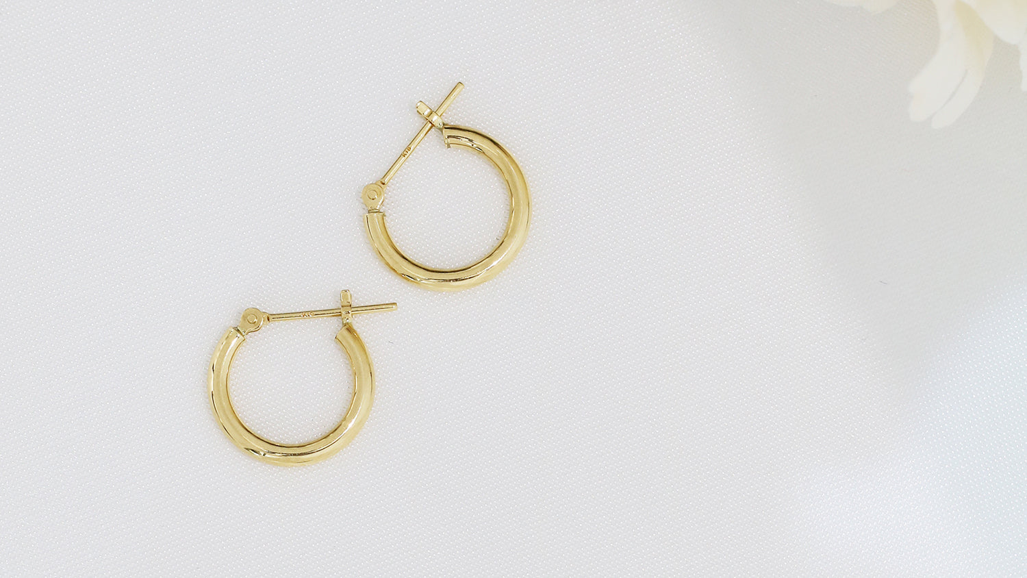 Plain Gold Earrings