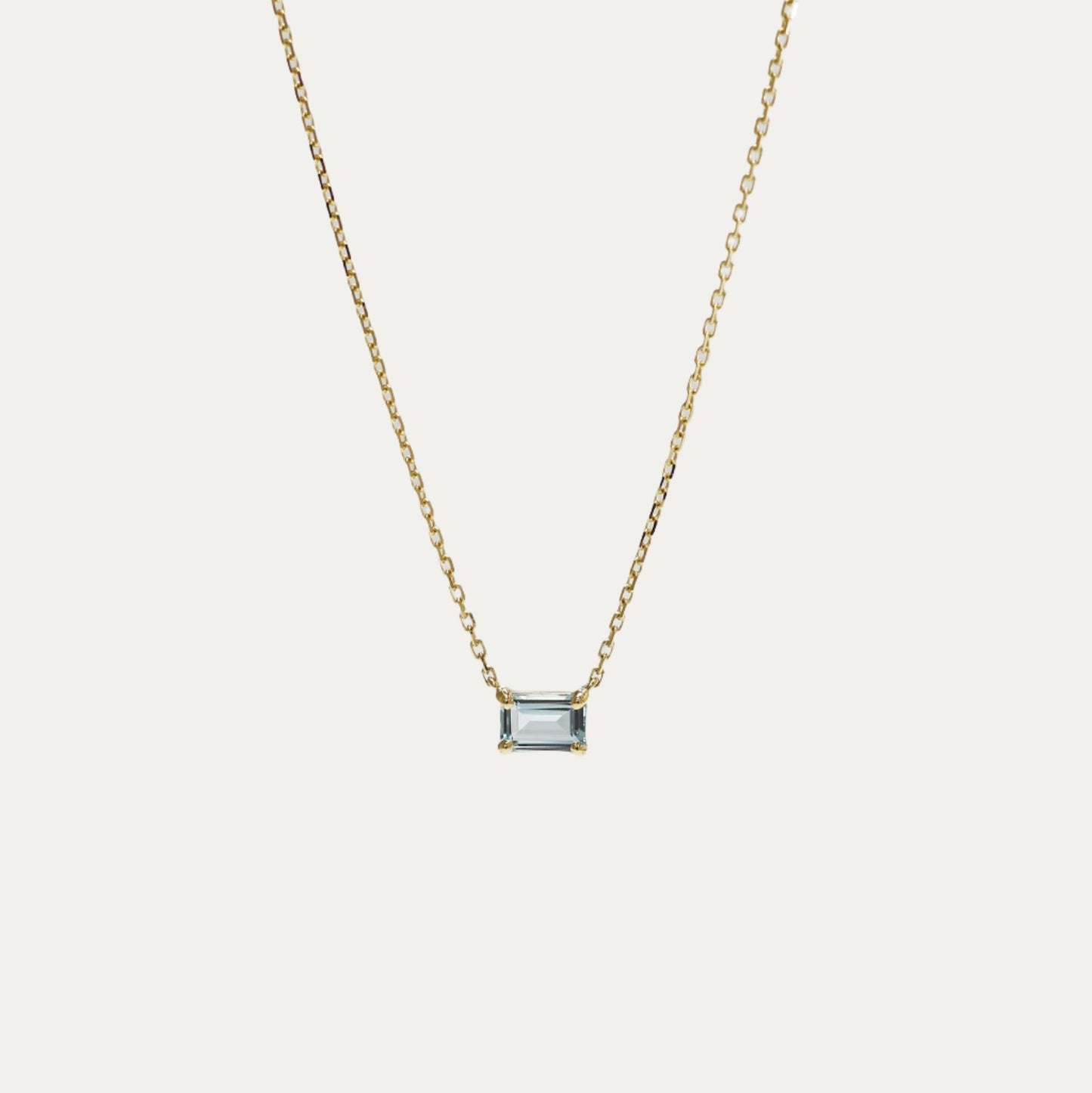 18k Gold Solitaire Emerald Cut Aquamarine Necklace-Necklaces,Patrea Jewelry,birthstone jewelry Hong Kong, Aquamarine jewelry hk, Bespoke gemstone jewelry HK, Luxury aquamarine 18k gold, 海藍寶首飾 推薦, 天然海藍寶石, 藍寶石 珠寶 香港, Jewelry HK Online, 海藍 寶 價格