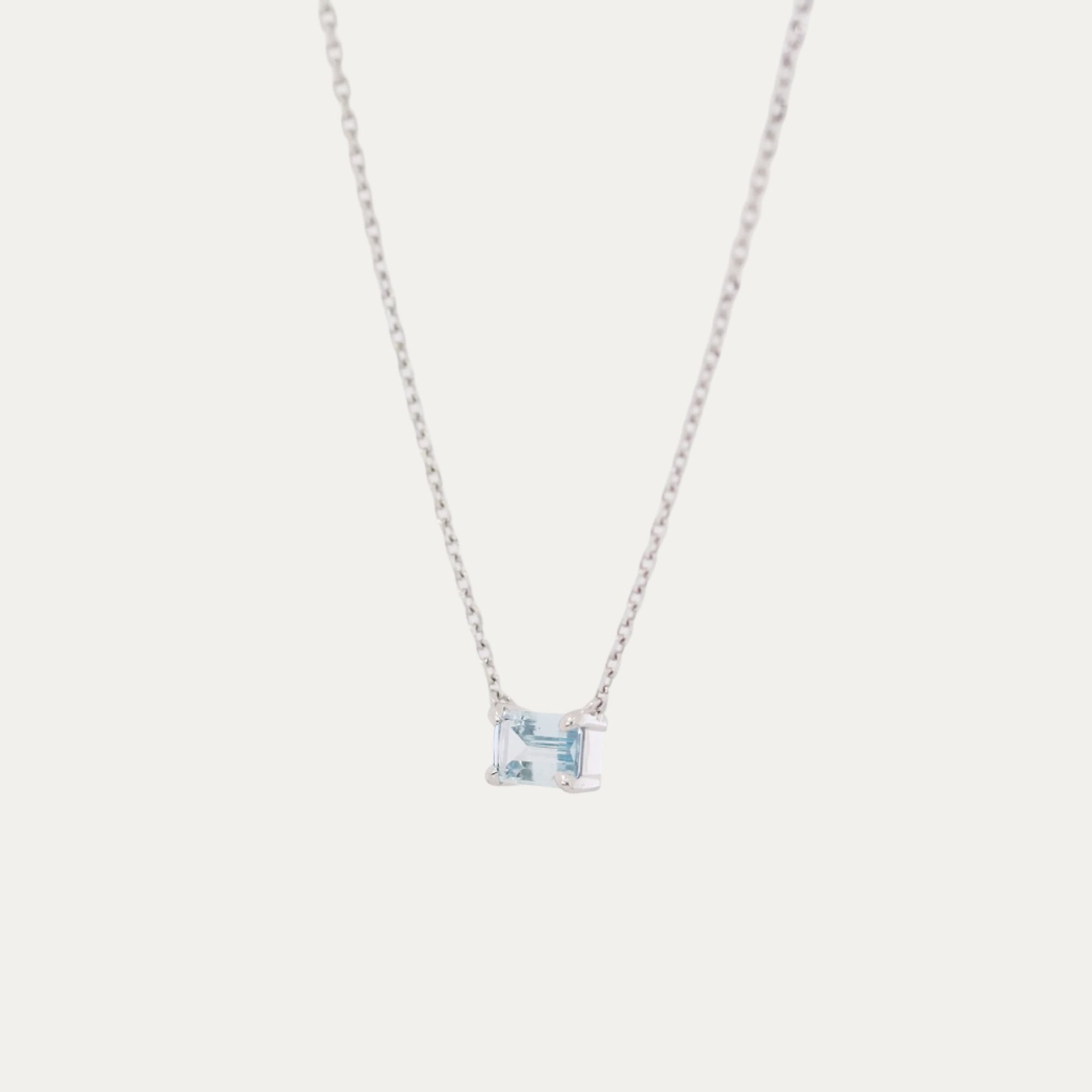 18k Gold Solitaire Emerald Cut Aquamarine Necklace-Necklaces,Patrea Jewelry,birthstone jewelry Hong Kong, Aquamarine jewelry hk, Bespoke gemstone jewelry HK, Luxury aquamarine 18k gold, 海藍寶首飾 推薦, 天然海藍寶石, 藍寶石 珠寶 香港, Jewelry HK Online, 海藍 寶 價格