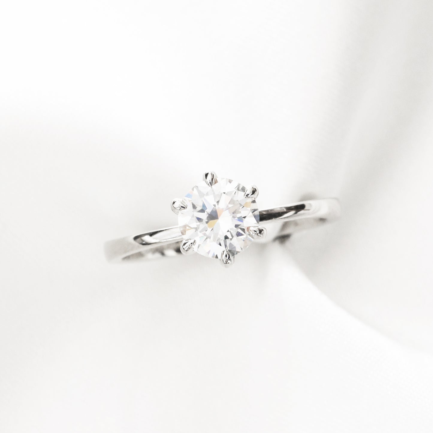 Allium Solitaire 18k White Gold 6-Prong Round Brilliant Diamond Engagement Ring Setting 18k白金六爪漸幼經典清鑲求婚鑽石戒指款式