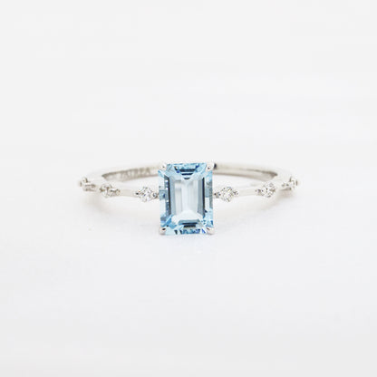  18k白金海藍寶鑽石戒指 18k White Gold Emerald-cut Aquamarine Diamond Ring