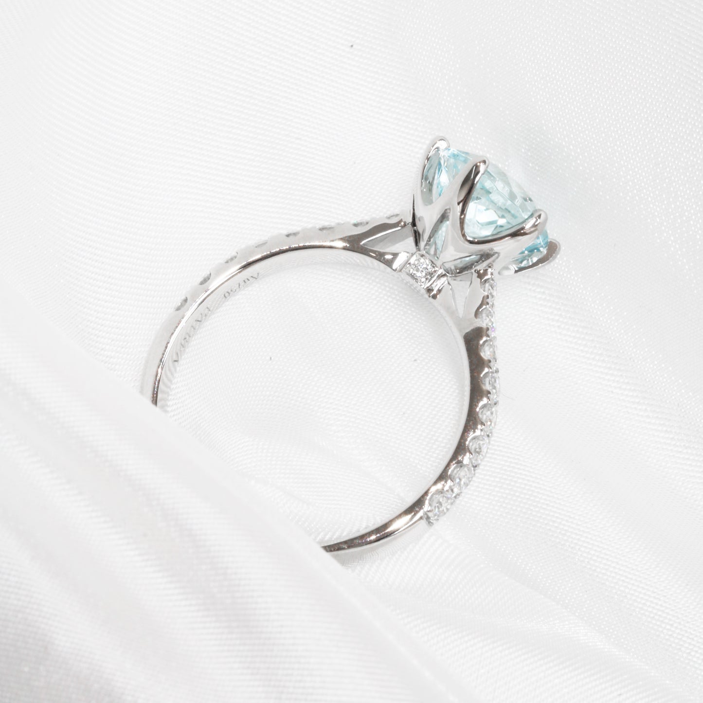 Bluebell Eternity-Engagement Rings-Patrea Jewelry,GIA 鑽戒 香港, GIA certified diamond rings Hong Kong, 1 carat diamond ring price HK, Bespoke diamond jewelry HK, customize diamond ring hk, diamond ring hk, 求婚戒指 推薦 2026, 訂造鑽戒 價錢, Engagement Ring hong kong, customize engagement ring, 求婚鑽石戒指款式, 求婚戒指 香港, proposal ring hk, 訂婚 戒指 價錢
