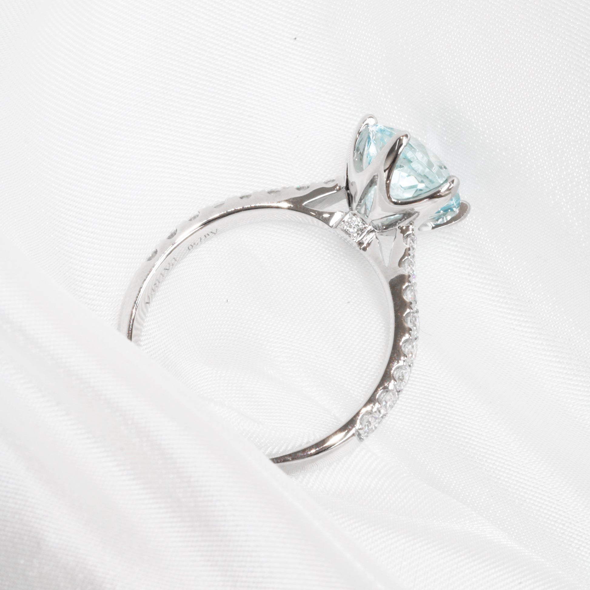 Bluebell Eternity-Engagement Rings-Patrea Jewelry,GIA 鑽戒 香港, GIA certified diamond rings Hong Kong, 1 carat diamond ring price HK, Bespoke diamond jewelry HK, customize diamond ring hk, diamond ring hk, 求婚戒指 推薦 2026, 訂造鑽戒 價錢, Engagement Ring hong kong, customize engagement ring, 求婚鑽石戒指款式, 求婚戒指 香港, proposal ring hk, 訂婚 戒指 價錢