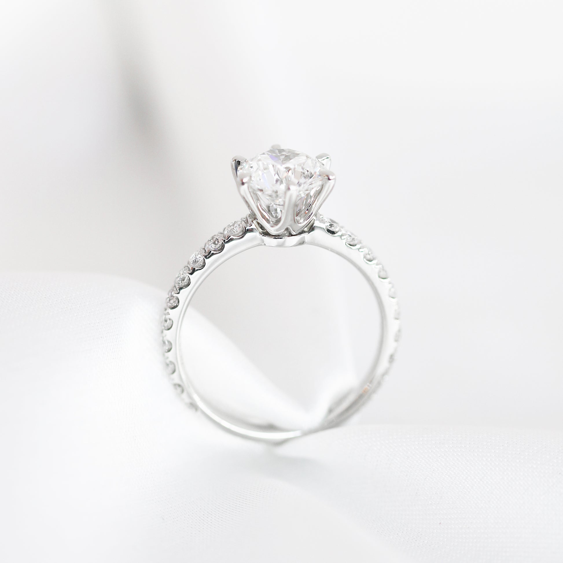 Columbine Eternity 18k White Gold 6-Prong Round Brilliant Diamond Engagement Ring Setting 18k白金六爪永恆求婚鑽石戒指款式