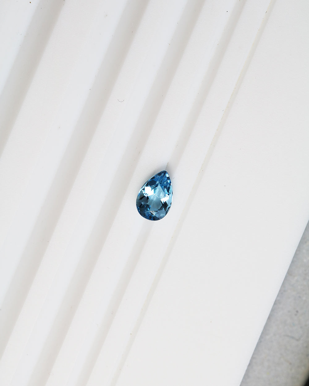 Exceptional Santa Maria Aquamarine Pear 0.42ct with Certificate