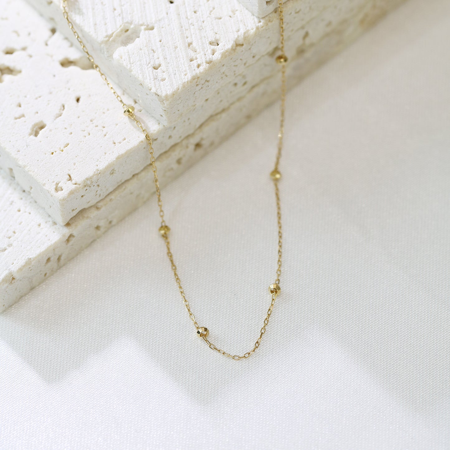 18k Yellow Gold Beaded Adjustable Necklace