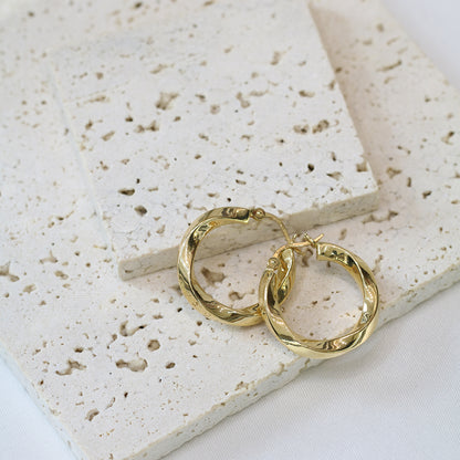 18k Yellow Gold Shiny Hoop Earrings, Pair