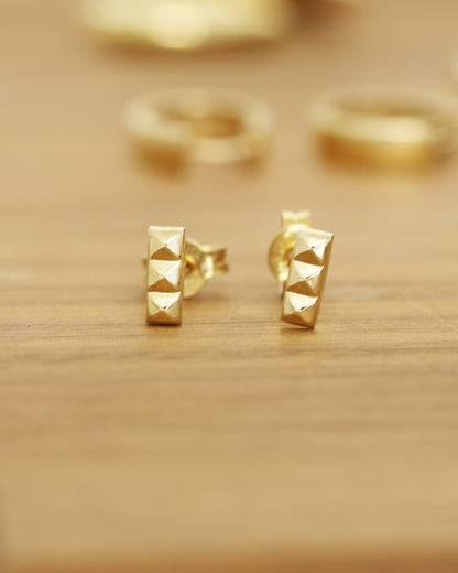 18k Yellow Gold Stud Earrings