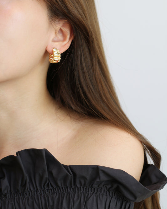 18k Yellow Gold Bold Huggie Earrings